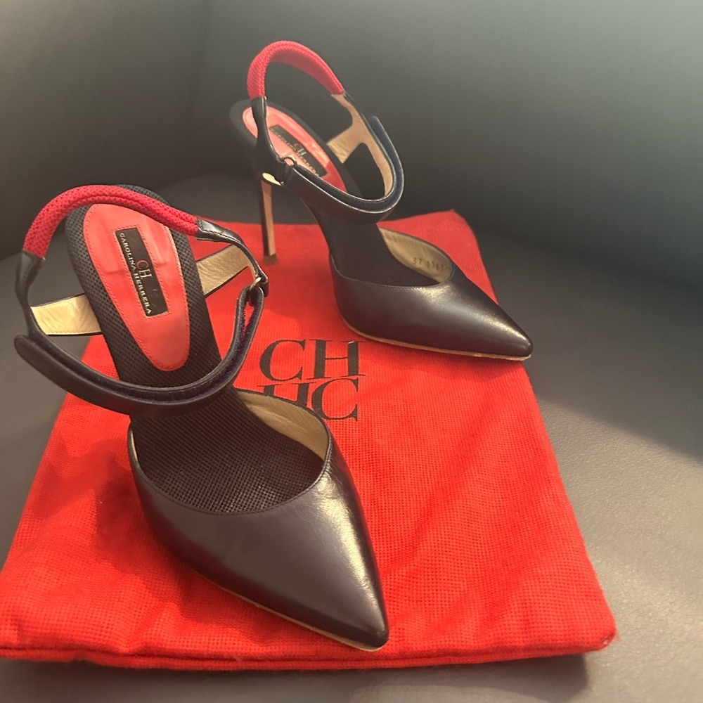 Carolina Herrera slingback pumps size 7